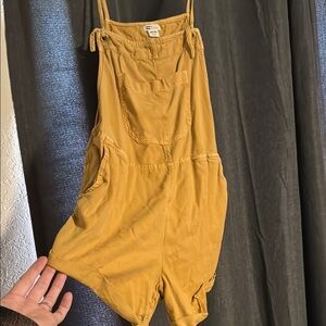 Yellow billabong overalls with Pockets